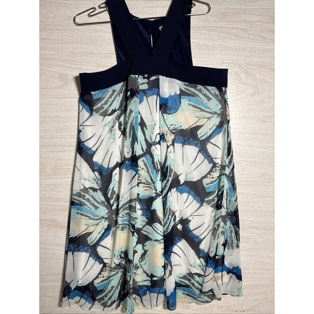 New York Company Stretch Butterfly Sleeve Dress Sz Med Blue Floral